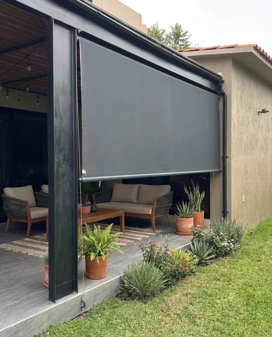 persiana de exterior en terraza