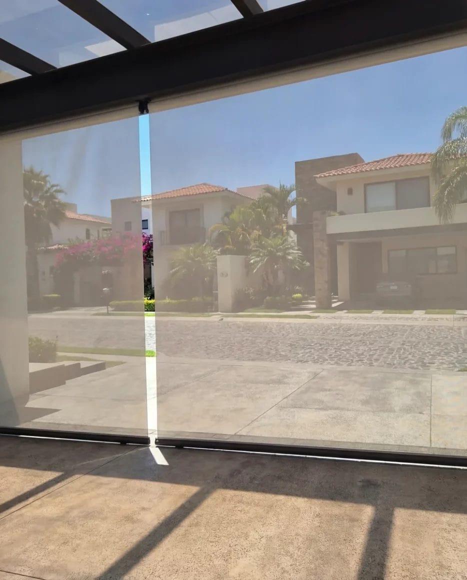 toldo vertical garage 2