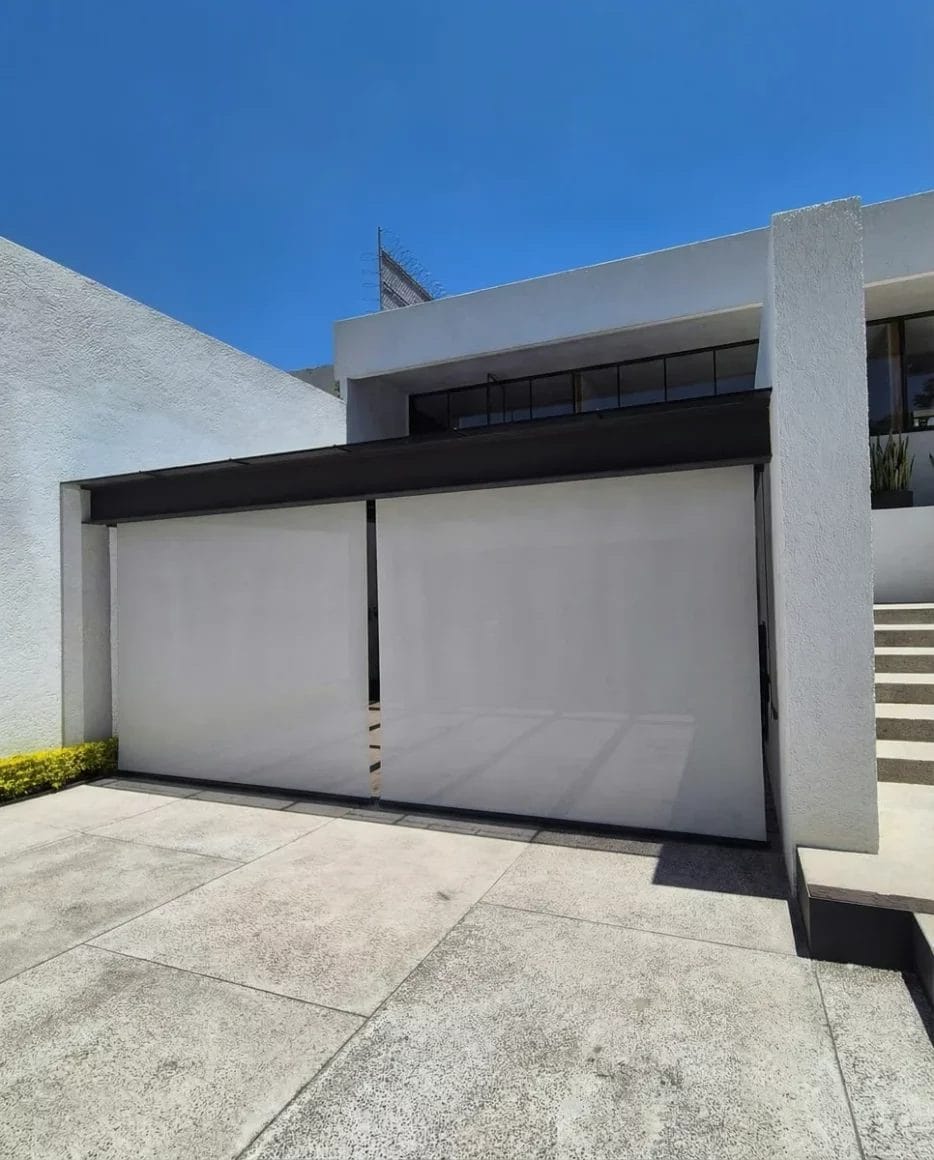 toldo vertical en garage