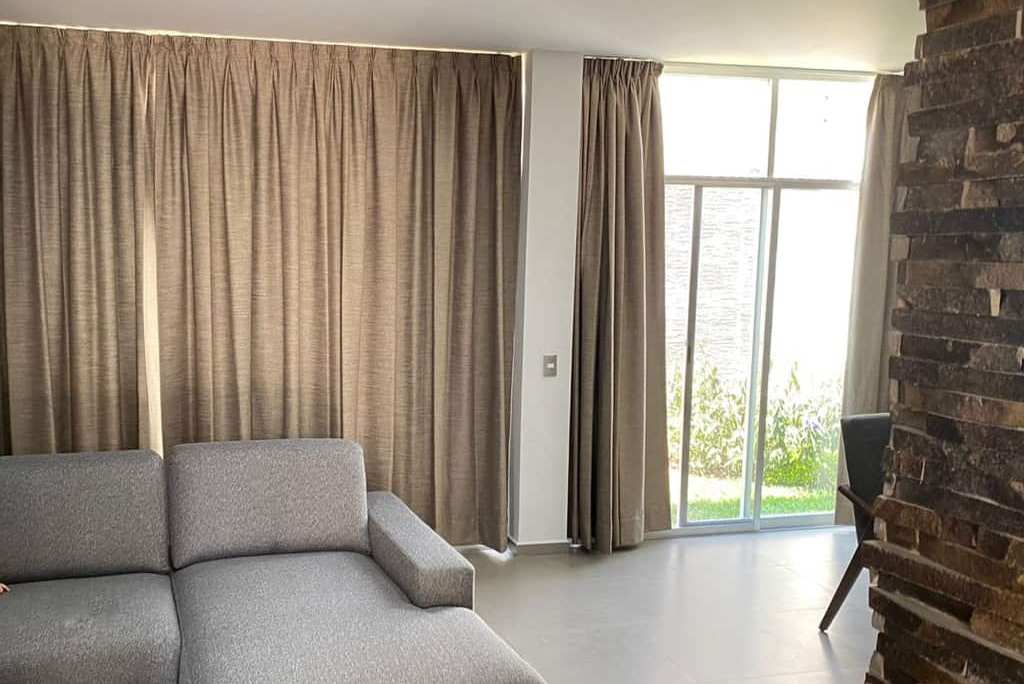 cortinas en chapala elegantes para sala modelo triplex