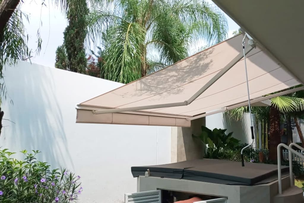 toldos de proyección para albercas