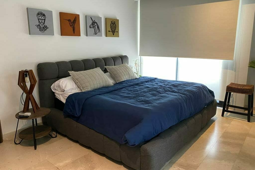 cortinas roller blackout para dormitorios