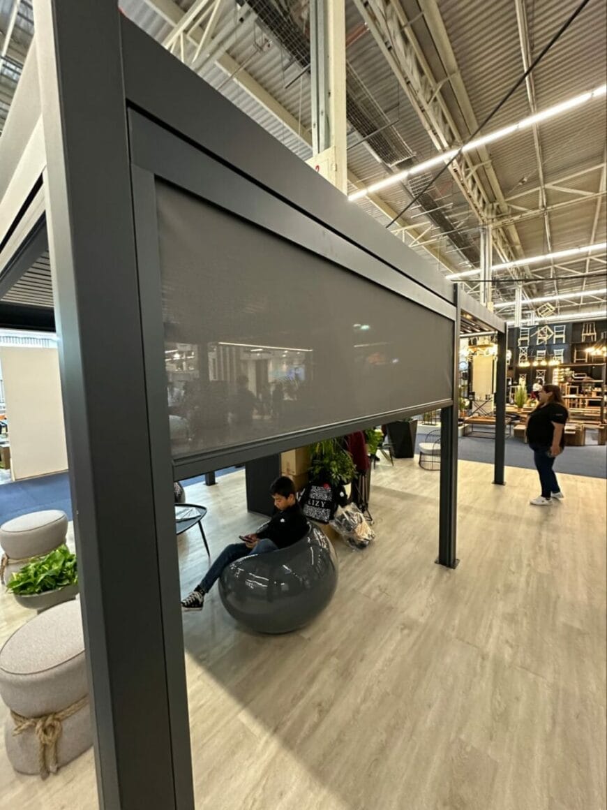 Pérgola con Toldo Zip