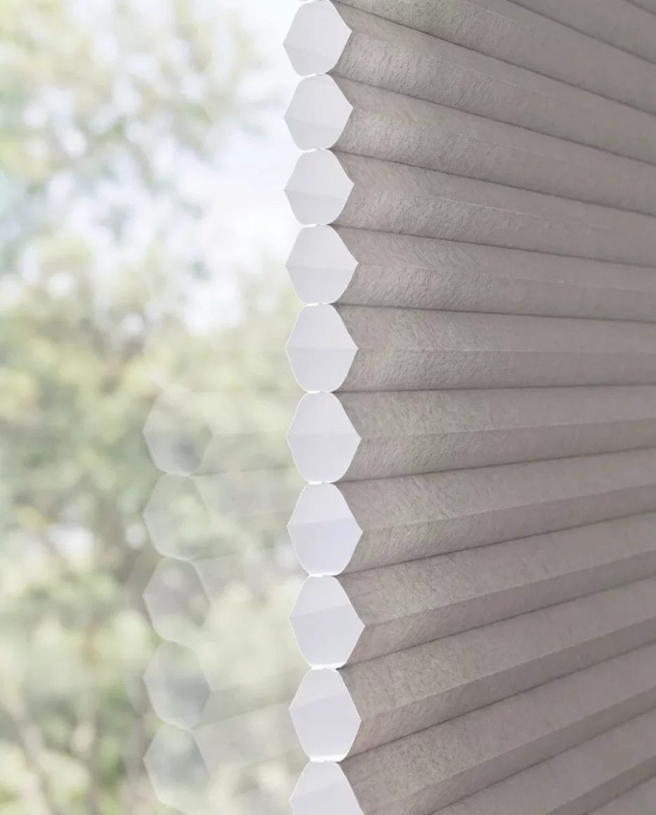 persiana celular honeycomb close up gris