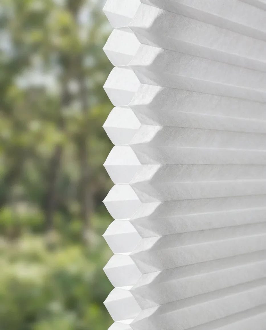 persiana celular honeycomb close up blanco